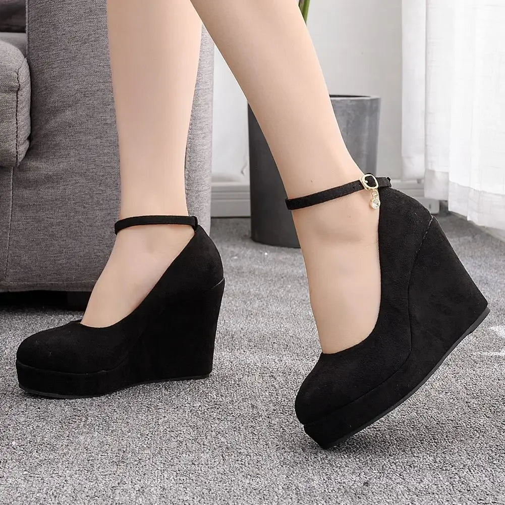Royal Bow Heels