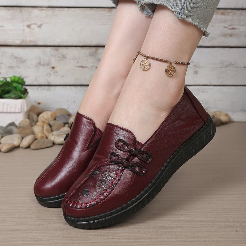 Women's leather flat shoes, spring and autumn women's loafers， single classic mom shoes, anti-slip comfortable and free shipping